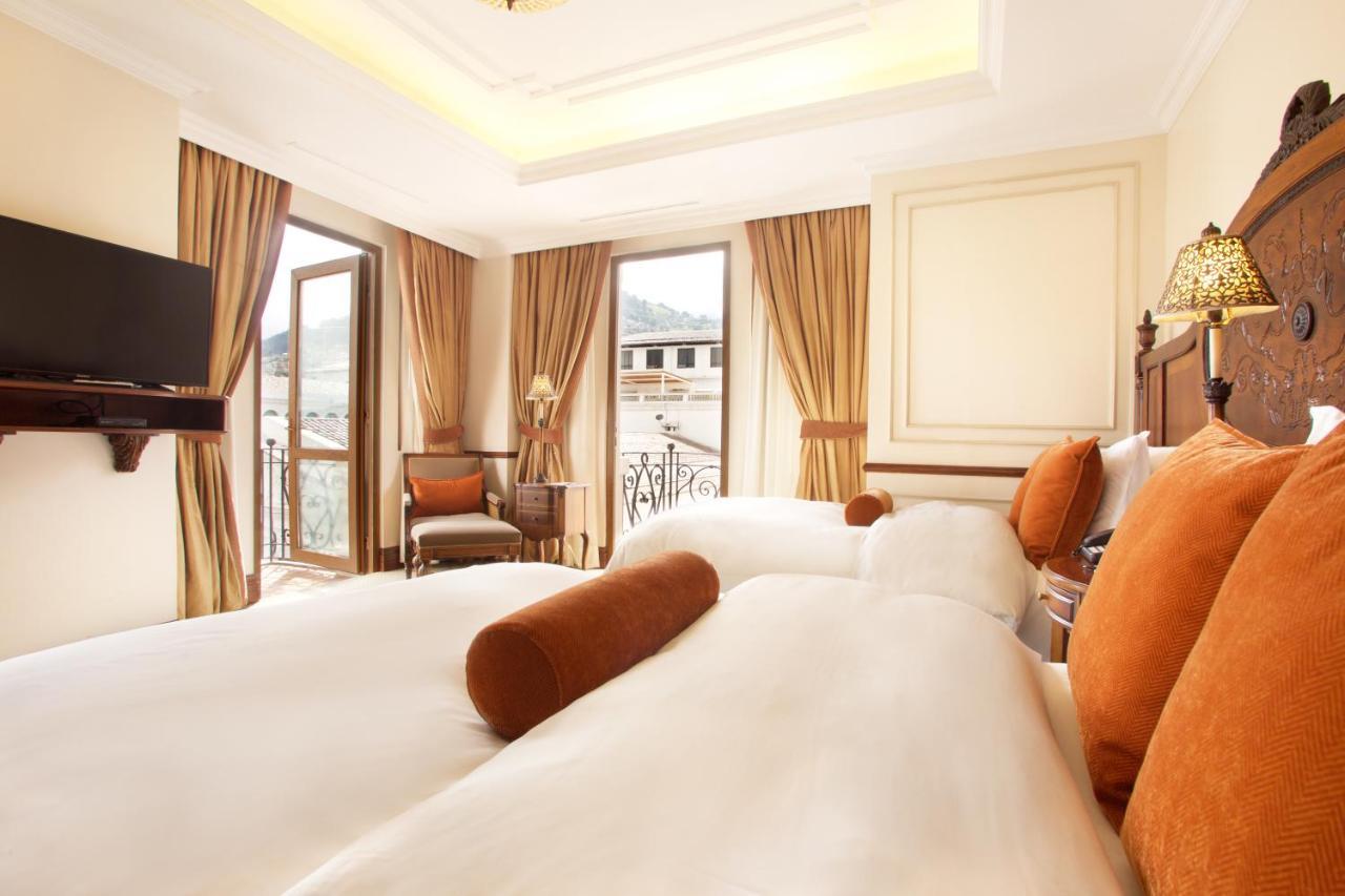 Plaza Grande Hotel 키토 외부 사진