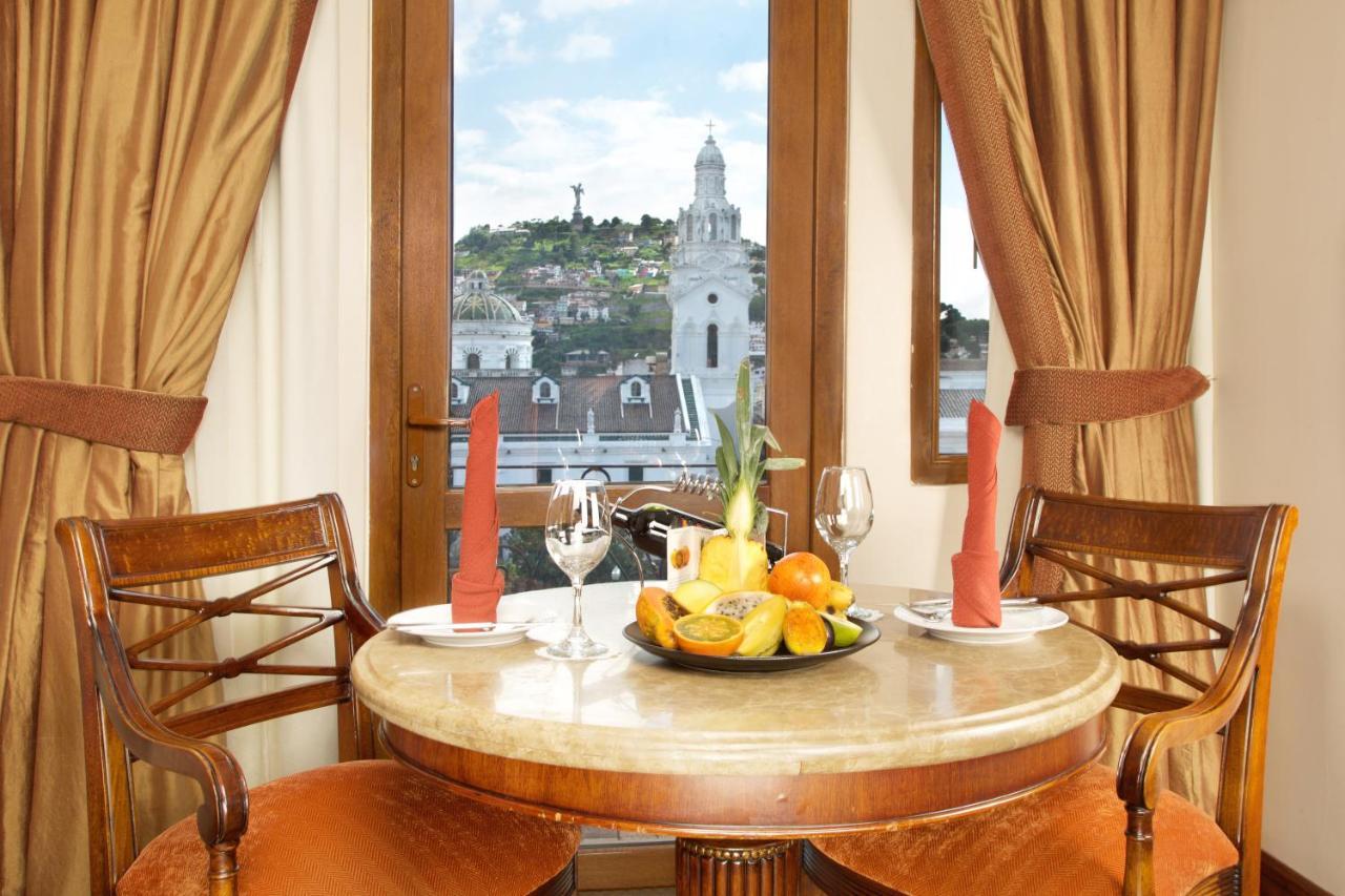 Plaza Grande Hotel 키토 외부 사진
