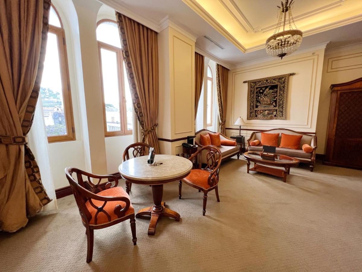 Plaza Grande Hotel 키토 외부 사진