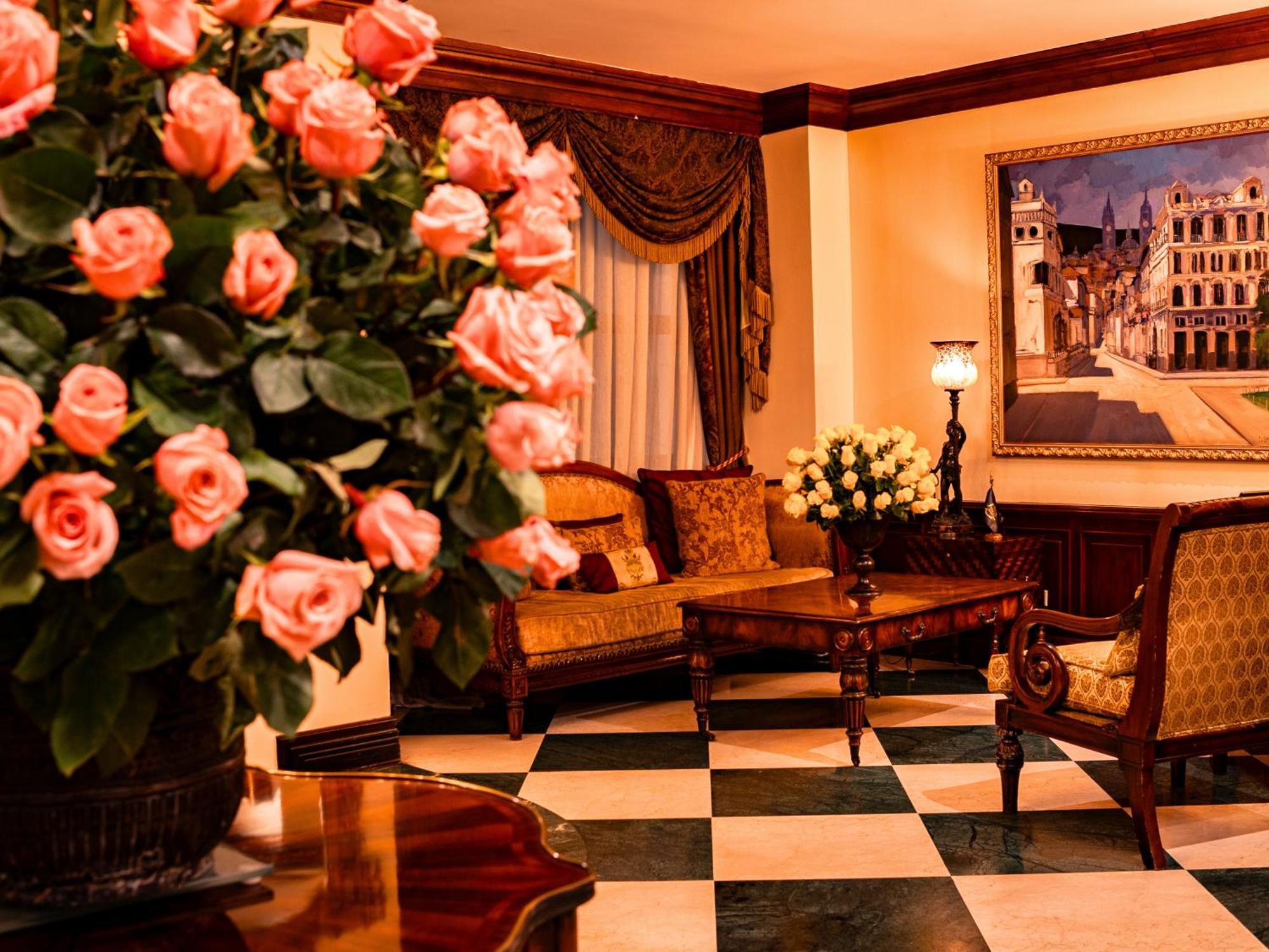 Plaza Grande Hotel 키토 외부 사진